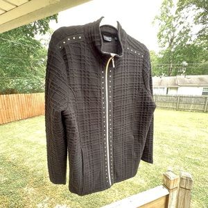 Zip up sweater with gold detail XL